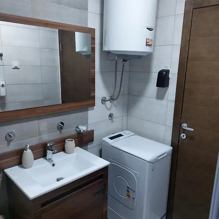 Apartman Mm Akva Park Free Garaza