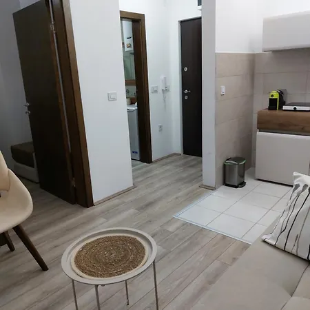Apartman Mm Akva Park Free Garaza