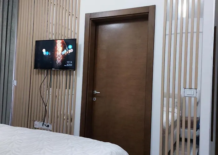 아파트 Mm Akva Park Free Garaza